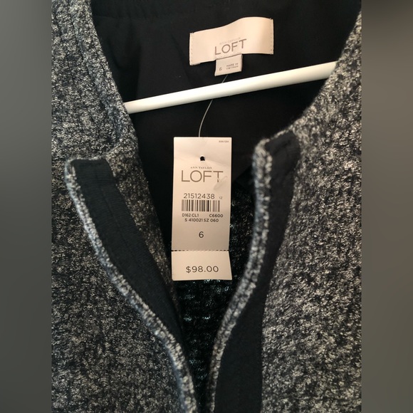 Loft Ann Taylor Blazer - Picture 3 of 4